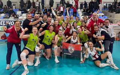Üstay Partners with Altınordu Women’s Volleyball Team!